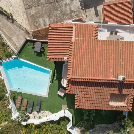 Aliki's Apartamento Kaminarata